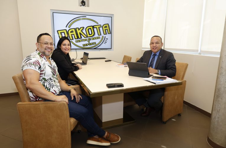 MINISTER ENDY CROES A REUNI CU DIRECTIVA DI CENTRO DI BARIO Y DEPORTE DAKOTA.