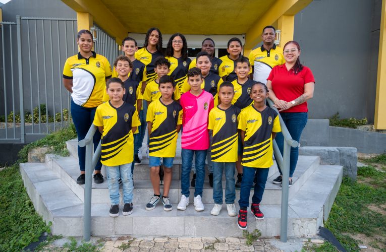 Aruba Bank a patrocina uniform di SV Dakota    U-11