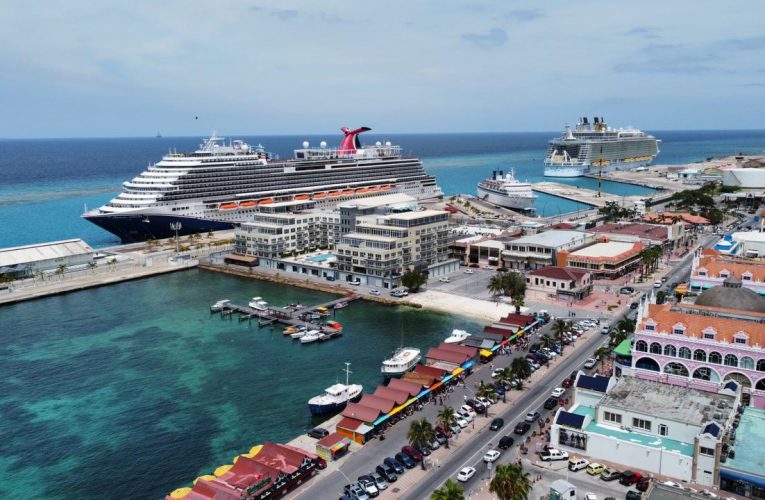 Minister Dangui Oduber: ARUBA A RICIBI MAS DI 610 MIL TURISTA CRUCERO DEN AÑA 2022