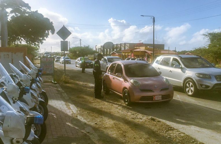 Unidad Motorisa a detene 24 persona despues di Jouvert Morning.