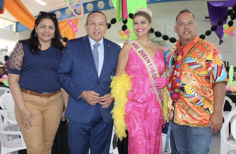 MINISTER ENDY CROES A CORONA SRA CARANAVAL EPB ORANJESTAD Y ALAVEZ A FELICITA SR ERWIN ‘WINO’ LOPEZ CU 35 AÑA DEN ENSEÑANSA DI ARUBA