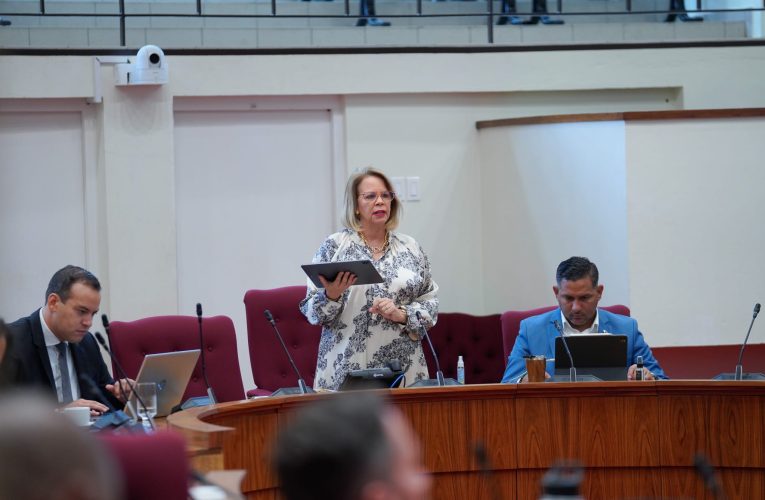 Prome Minister Evelyn Wever-Croes : HULANDA TA ACEPTA PA SIGUI NEGOCIA RIBA PROPOSICION DI GOBIERNO DI ARUBA PA UN SOLUCION HIBRIDE