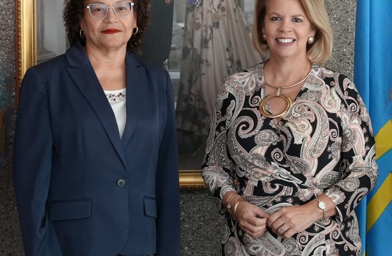 Prome Minister Evelyn Wever-Croes: GOBIERNO DI ARUBA TA FELICITA PROCURADOR GENERAL PA ARUBA SEÑORA AMALIN FLANEGIN