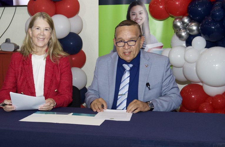 MINISTER ENDY CROES A FIRMA UN MEMORANDUM OF UNDERSTANDING (MOU) CU EDUCATIONUSA