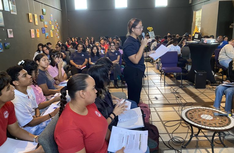 Actividad di Prinsjesdag na Representacion di Hulanda na Aruba