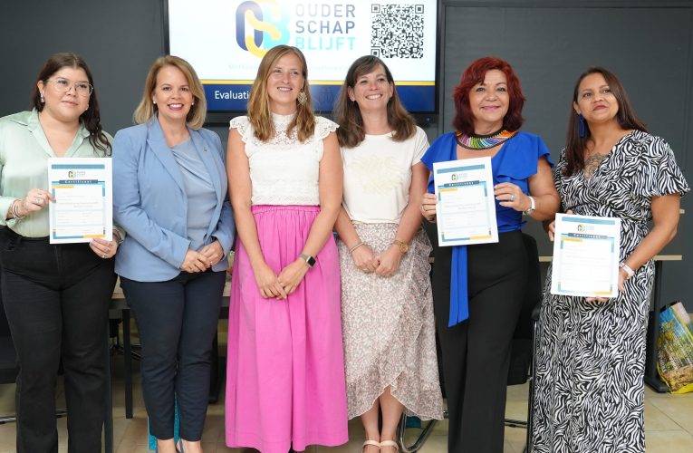 Prome Minister Evelyn Wever-Croes: TRAHADONAN SOCIAL A COMPLETA NAN CURSO DI “OUDERSCHAP BLIJFT” Y “PARALELL SOLO OUDERSCHAP” EXISTOSAMENTE