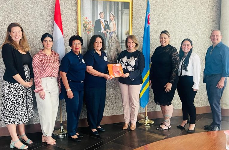 Prome Minister ta reuni cu Soroptimist International Club Aruba, FCVR, UNHCR, y HIAS