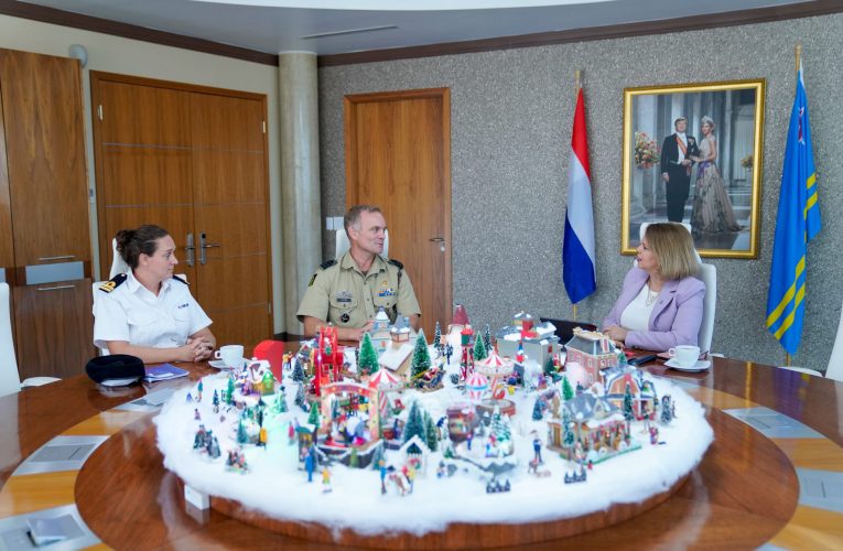 Prome Minister Evelyn Wever-Croes: PROME MINISTER A REUNI CU COMMANDANT VAN WIJK