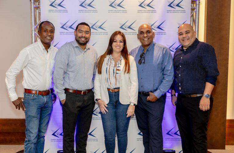 PUBLICO A KEDA ENCANTA CU ARUBA CHAMBER BUSINESS EVENT 2023