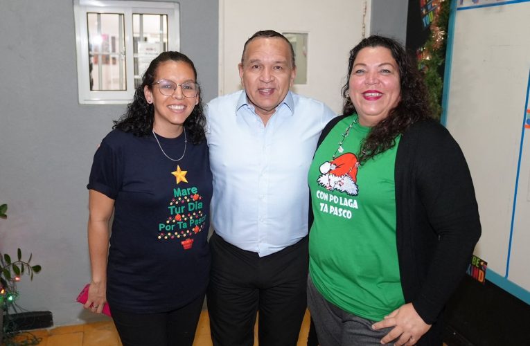 MINISTER ENDY CROES A ASISTI NA TASTE OF CHRISTMAS DI FILOMENA COLLEGE MAVO