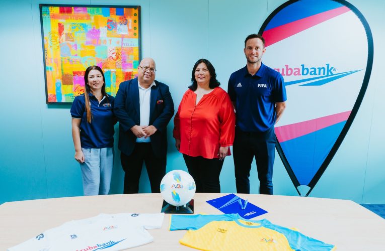 ARUBA BANK Y AVB A UNI FORZA PA SUBI E NIVEL DI TALENTO DI FUTBOL DI ARUBA