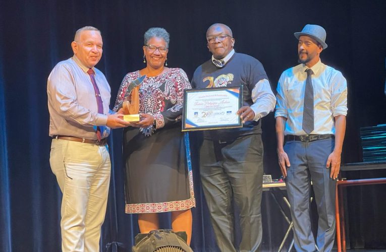 MINISTER ENDY CROES A ATENDE E CELEBRACION NACIONAL DI DIA MUNDIAL DI TEATRO