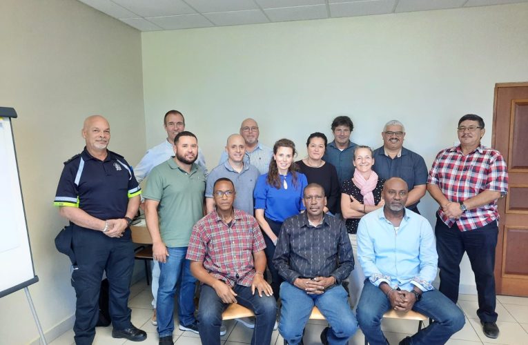 ARUBA Y KORSOU A HAYA CURSO OFFICIER VAN DIENST RECHERCHE