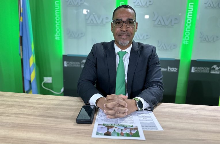 Candidato di AVP, Clifford Heyliger: Pronto lo bolter cos pa nos por bolbe sinti pas y goso den curason, mente y cartera