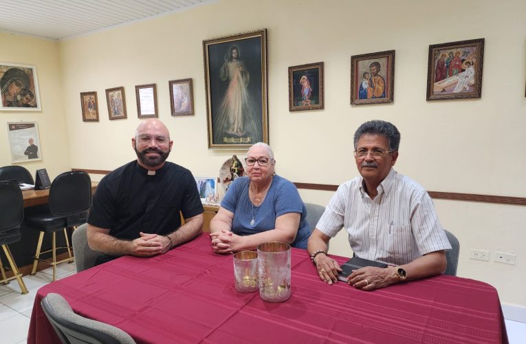 Parokia Cristo Rey ta organisa Bingo pa recauda fondo pa pone airco den misa