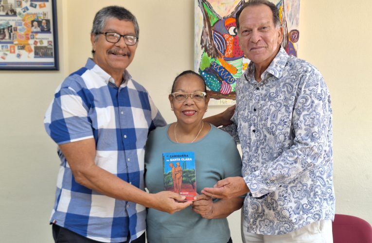 Presentacion di obra literario ‘Di Carigueña pa Santa Clara’ di autor Jossy Tromp na Biblioteca Nacional Aruba